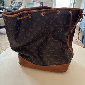 Louis Vuitton Vintage Bucket Bag